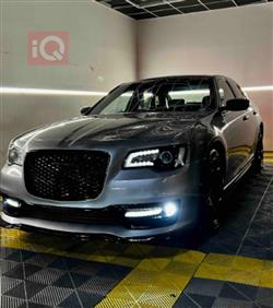 کرایسلەر 300